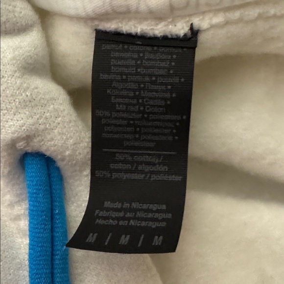 Chelsey Blake by Holly Green White Hoodie with Graphic Design Streetware Medium - Picture 7 of 7